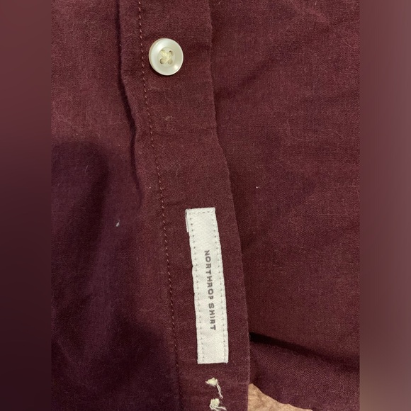 Men’s maroon button-up - Picture 4 of 5